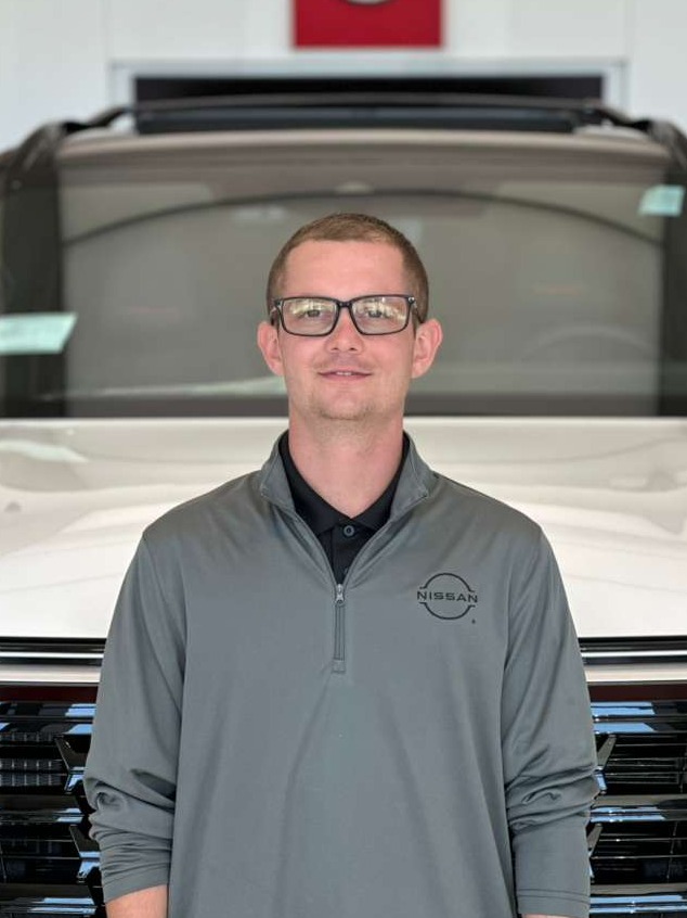 Sales & Leasing Consultant Rafael Gayon in Sales Department at Nissan of Cape Coral